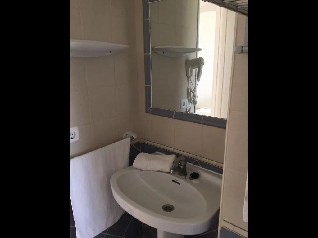 Apartamentos Alba San Antonio  Apartment